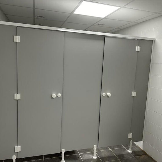 Europlafond sanitary partitions